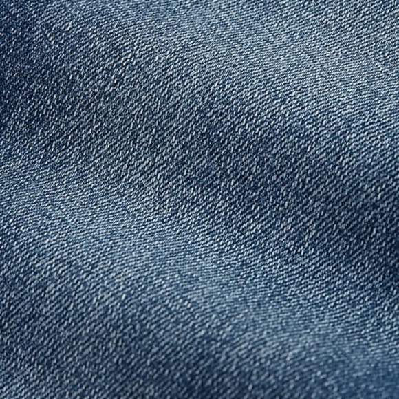 EXPRESS: Mid Rise Medium Wash Skyscraper Jeans - Picture 8 of 9